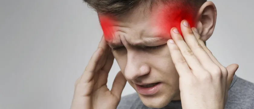 Болит голова в висках