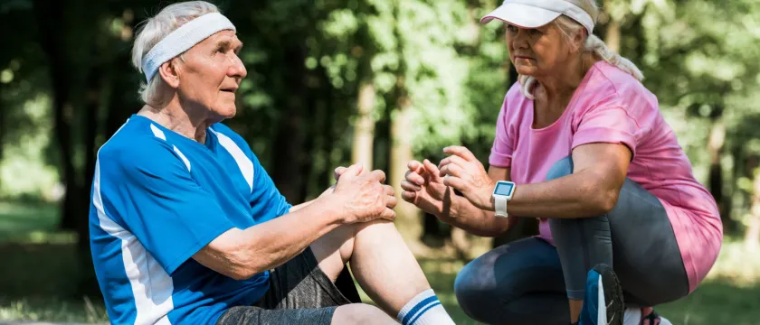 Боли в коленных суставах