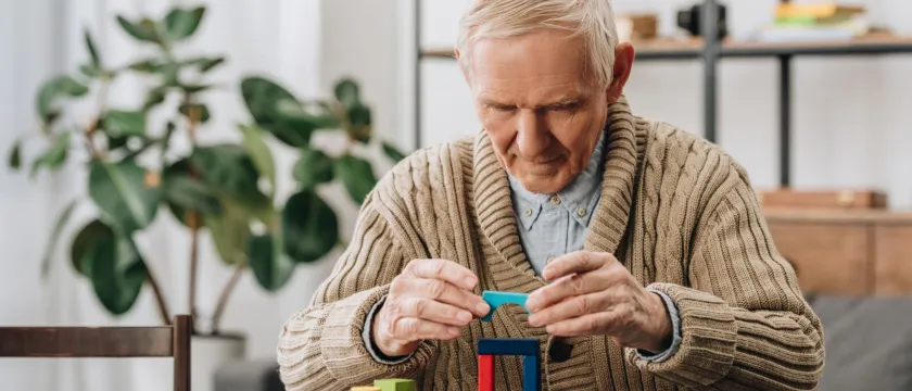 Что приводит к деменции: основные причины и факторы риска